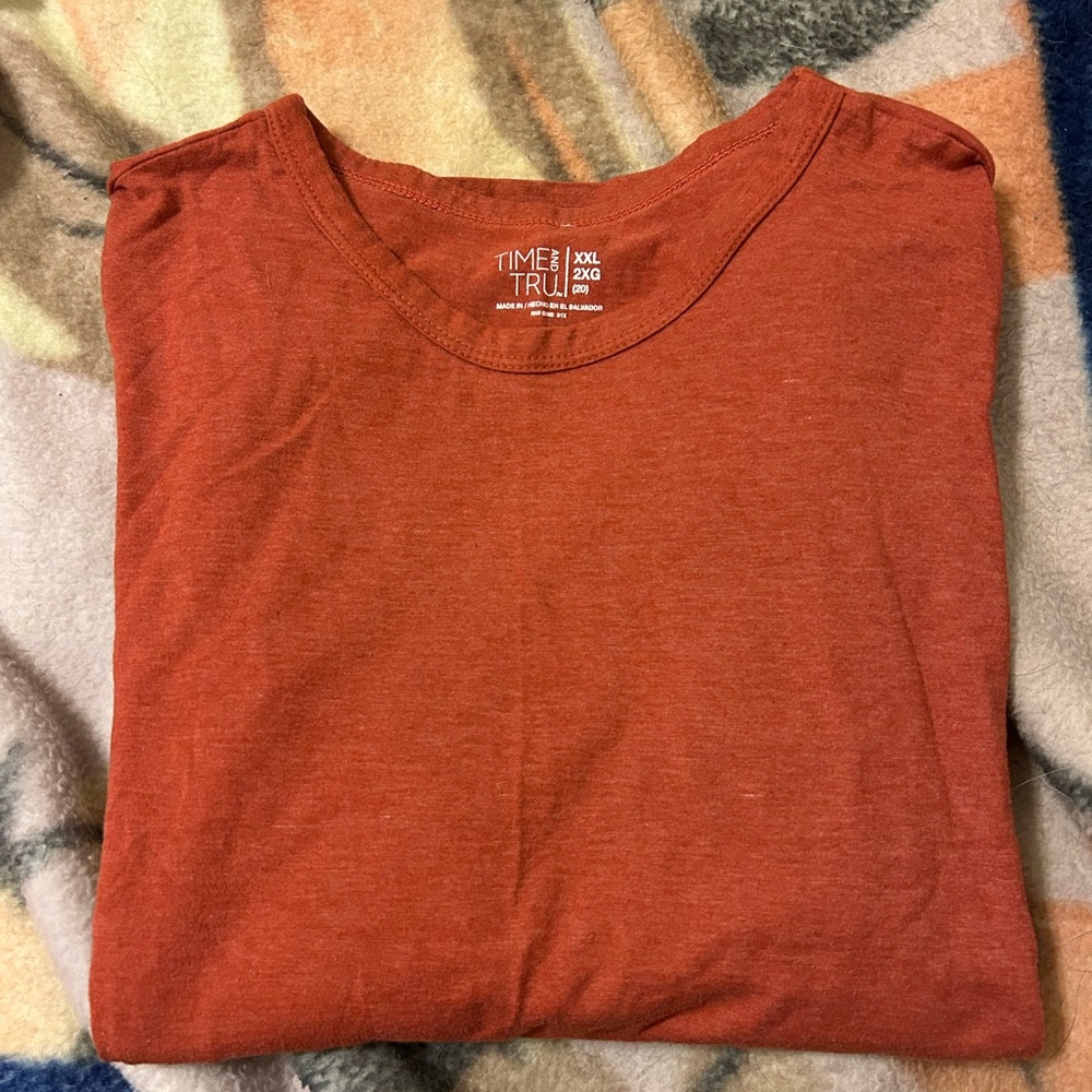 Time and Tru Burnt Orange Short Sleeve Tee